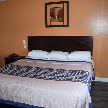 White Oaks Motel Pennsville/Carneys Point Buitenkant foto
