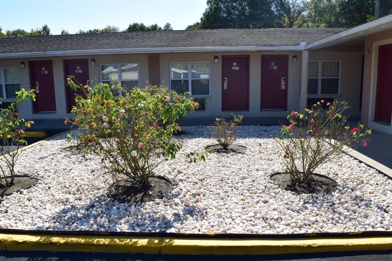 White Oaks Motel Pennsville/Carneys Point Buitenkant foto