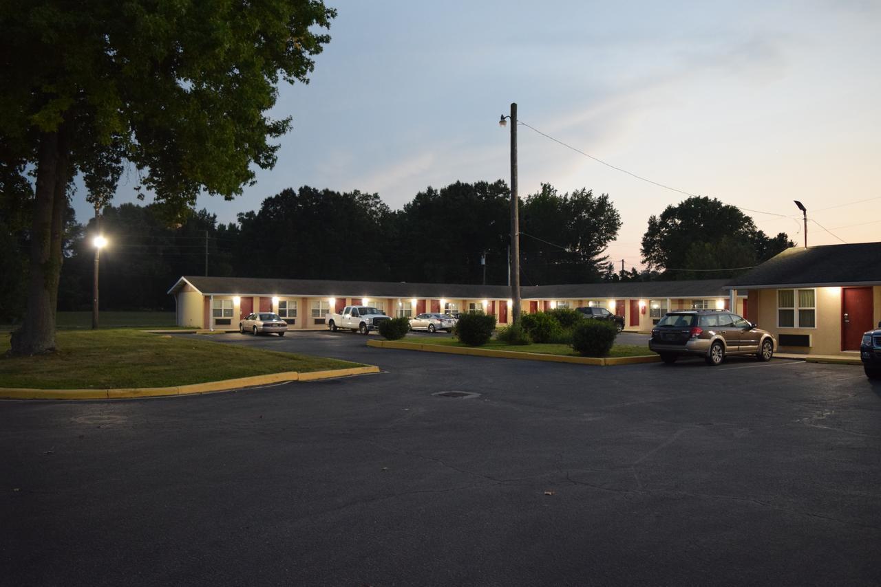 White Oaks Motel Pennsville/Carneys Point Buitenkant foto