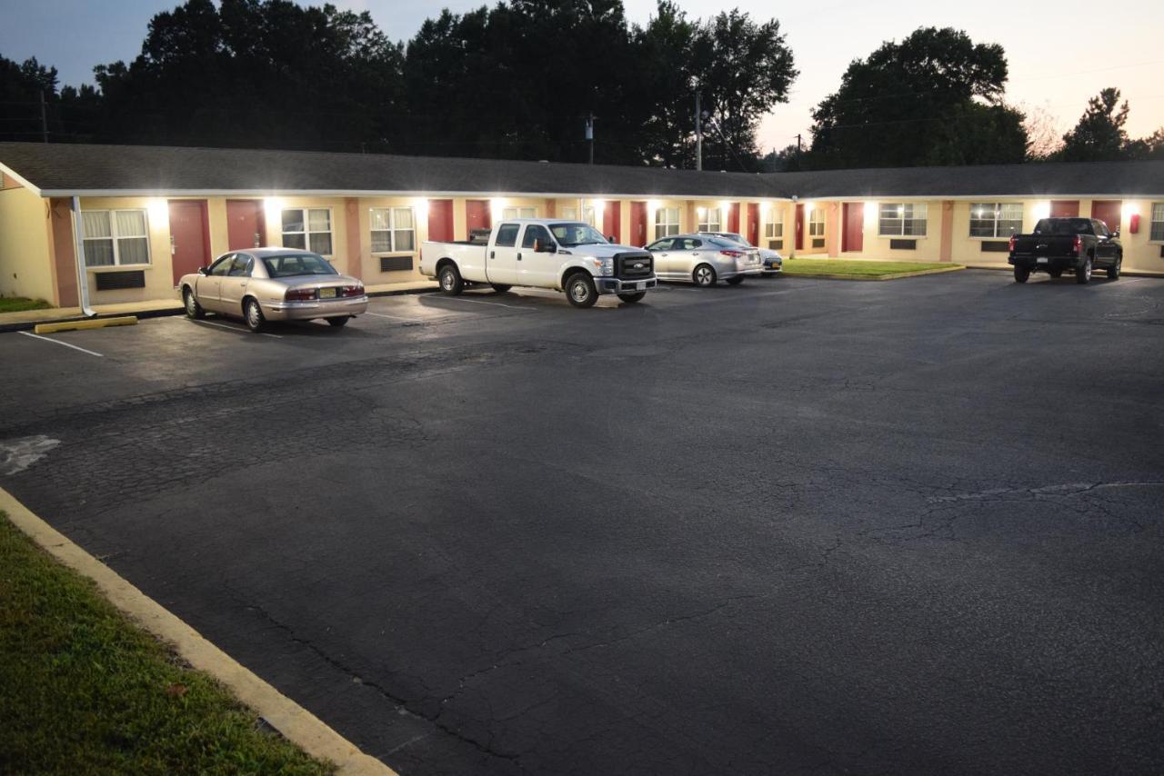 White Oaks Motel Pennsville/Carneys Point Buitenkant foto
